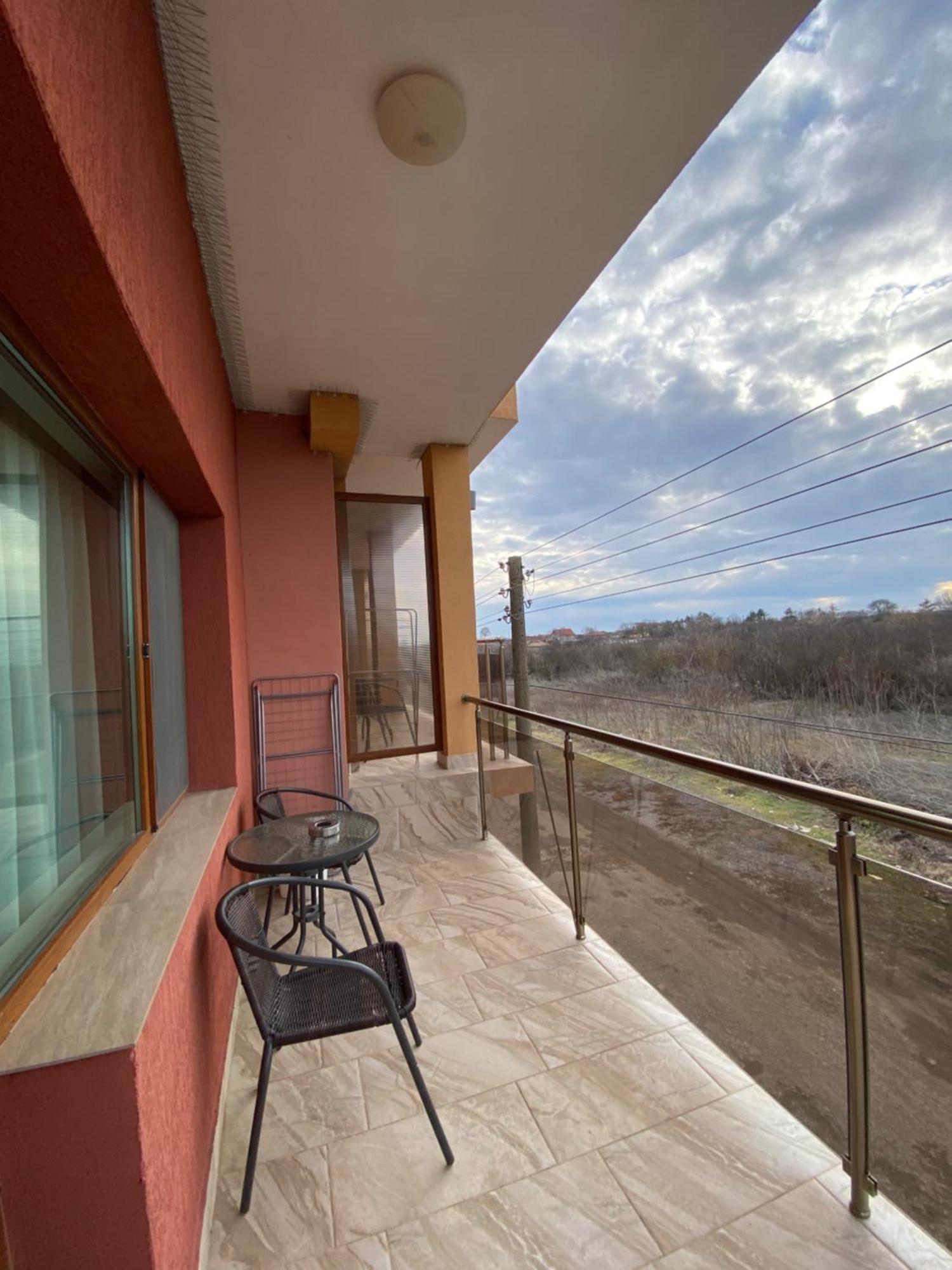 Guest Rooms Wild Duck Ezerets 외부 사진