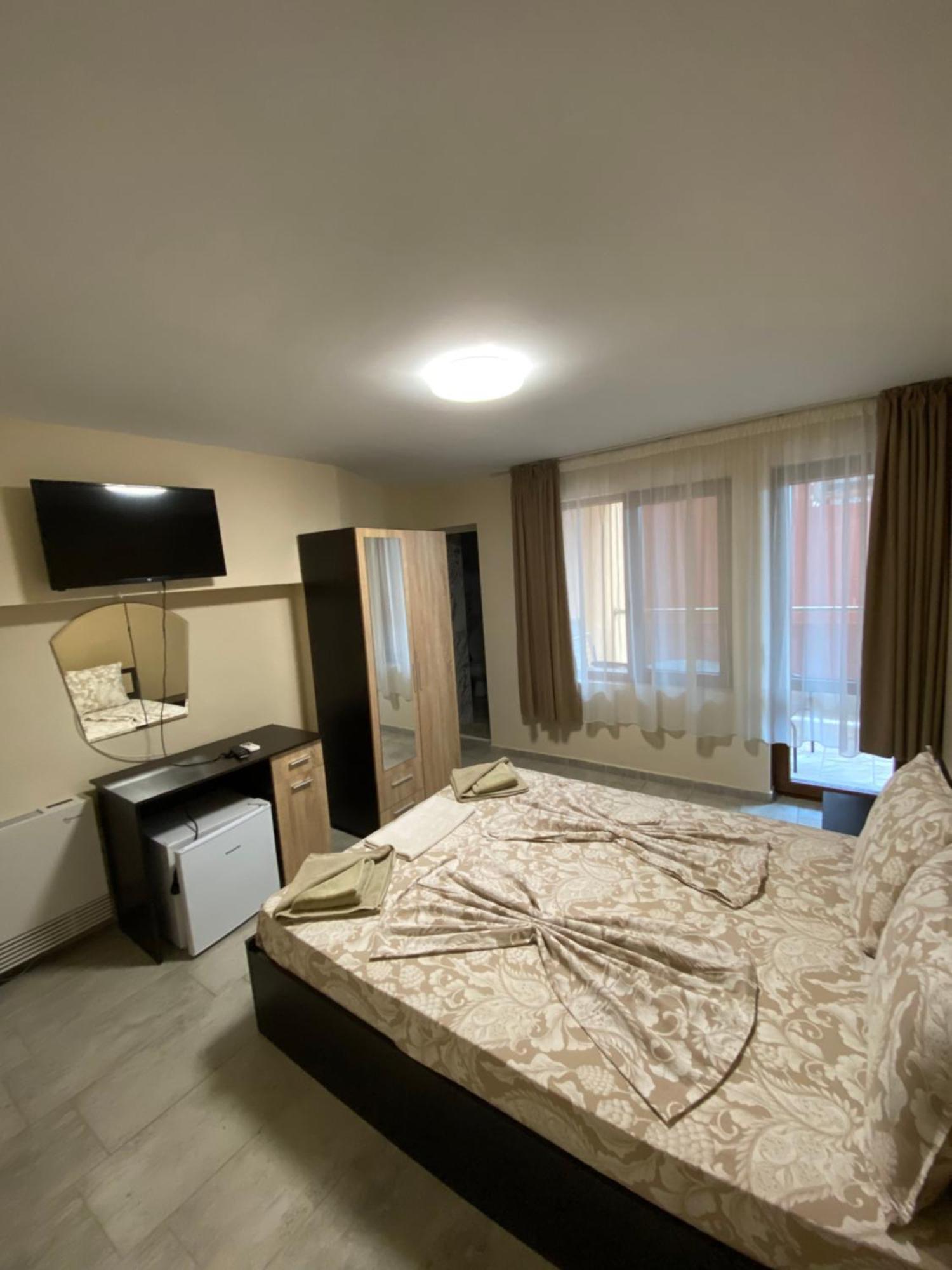 Guest Rooms Wild Duck Ezerets 외부 사진